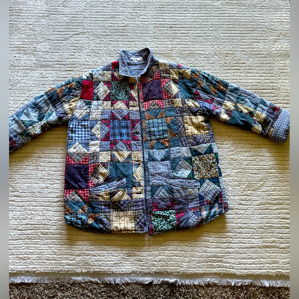 Vintage “ PatchMagic” Quilted Jacket ~ so cute• Perfect Condition• Women’s M/L